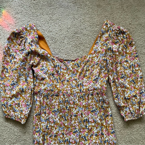 Floral Peasant Dress - Picture 2 of 5